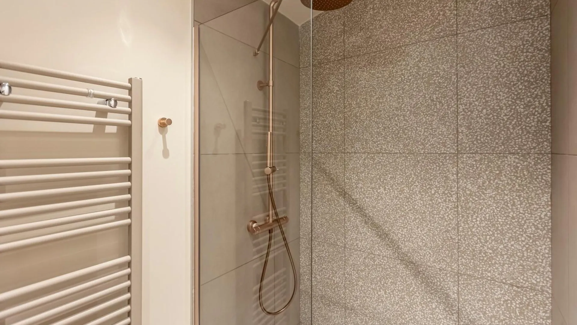 Otel Suite Fl By Sweett Paris