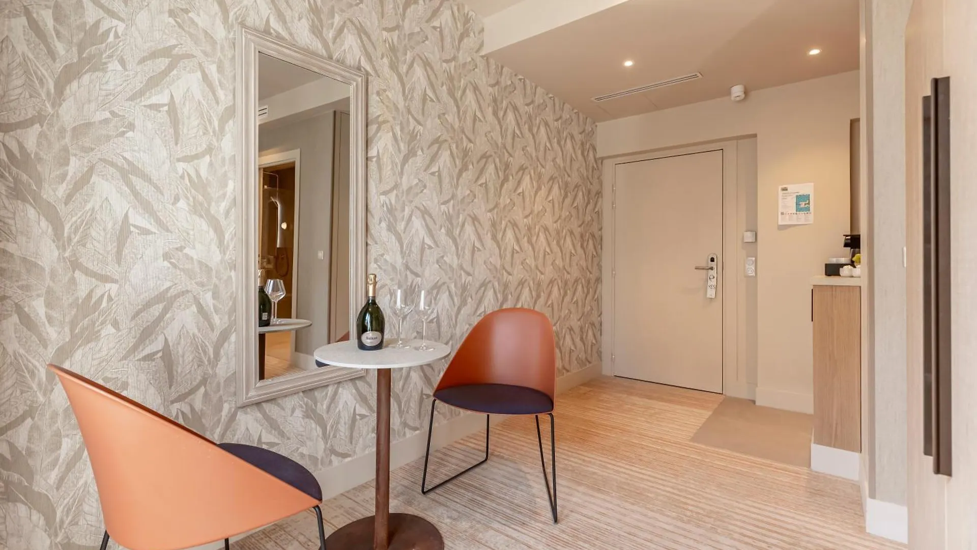 Otel Suite Fl By Sweett Paris