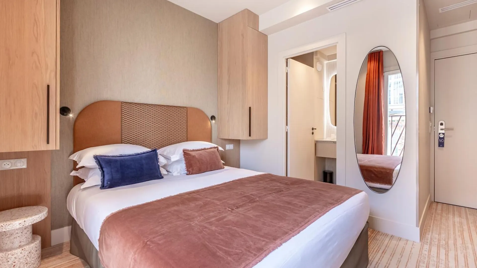 Suite Fl By Sweett Paris