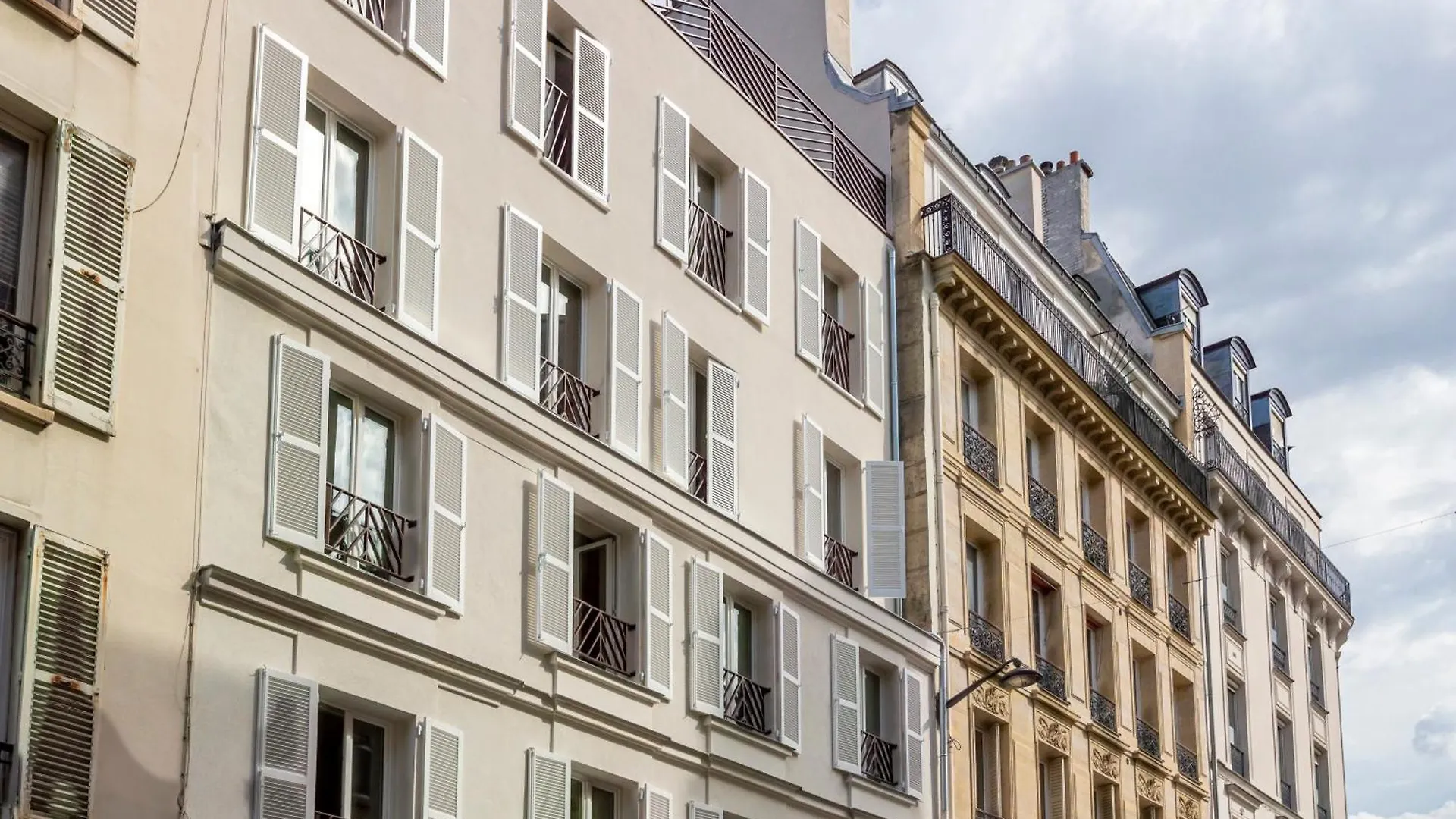 Suite Fl By Sweett Paris